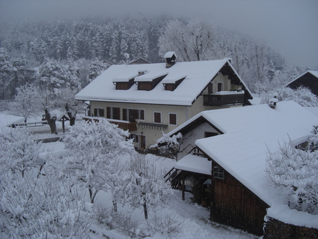 Der Unterrainerhof im Winter